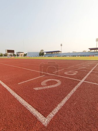 Foto de Pista para correr en el estadio - Imagen libre de derechos