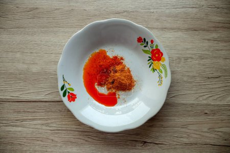 Chilipulver und Aromaöl