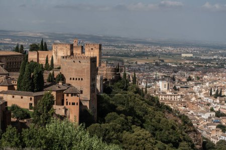 Foto de Vista de la Alhambra y del Albaicín desde el Generalife - Imagen libre de derechos