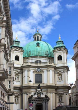 Foto de St. Peter's Catholic Church in Vienna, Austria - Imagen libre de derechos