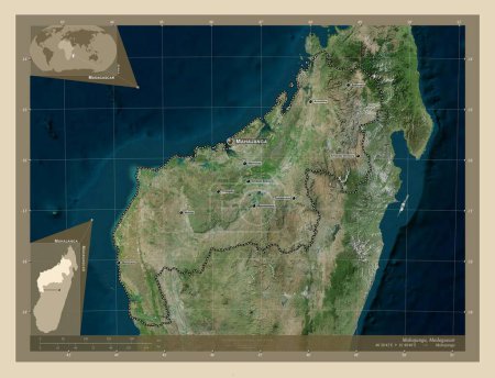 Foto de Mahajanga, provincia autónoma de Madagascar. Mapa satelital de alta resolución. Ubicaciones y nombres de las principales ciudades de la región. Mapas de ubicación auxiliares de esquina - Imagen libre de derechos