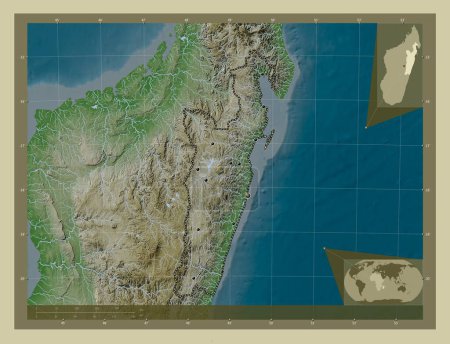 Foto de Toamasina, provincia autónoma de Madagascar. Mapa de elevación coloreado en estilo wiki con lagos y ríos. Ubicaciones de las principales ciudades de la región. Mapas de ubicación auxiliares de esquina - Imagen libre de derechos