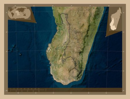 Foto de Toliary, provincia autónoma de Madagascar. Mapa satelital de baja resolución. Mapas de ubicación auxiliares de esquina - Imagen libre de derechos