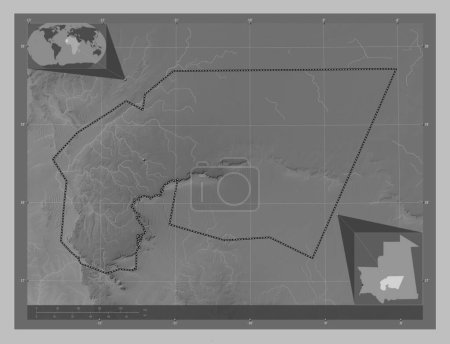 Foto de Tagant, región de Mauritania. Mapa de elevación a escala de grises con lagos y ríos. Mapas de ubicación auxiliares de esquina - Imagen libre de derechos