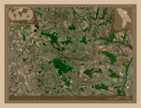 Téléchargez les photos : Soldanesti, district de Moldavie. Carte satellite basse résolution. Emplacements et noms des grandes villes de la région. Corner cartes de localisation auxiliaires - en image libre de droit