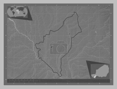 Foto de Dosso, departamento de Níger. Mapa de elevación a escala de grises con lagos y ríos. Ubicaciones de las principales ciudades de la región. Mapas de ubicación auxiliares de esquina - Imagen libre de derechos