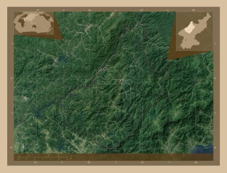 Foto de Chagang-do, provincia de Corea del Norte. Mapa satelital de baja resolución. Ubicaciones de las principales ciudades de la región. Mapas de ubicación auxiliares de esquina - Imagen libre de derechos