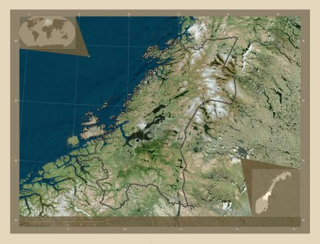 Foto de Trndelag, condado de Noruega. Mapa satelital de alta resolución. Ubicaciones de las principales ciudades de la región. Mapas de ubicación auxiliares de esquina - Imagen libre de derechos