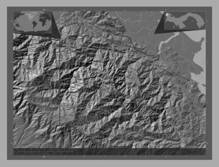 Téléchargez les photos : Naso Tjer Di Comarca, province of Panama. Bilevel elevation map with lakes and rivers. Locations of major cities of the region. Corner auxiliary location maps - en image libre de droit