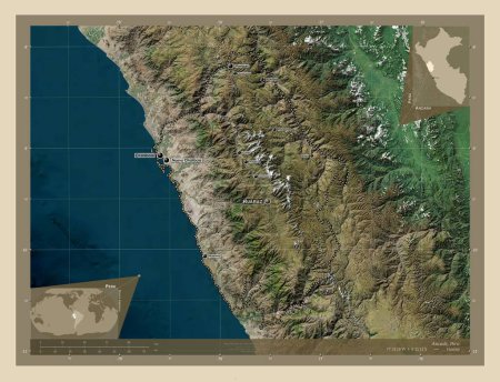 Foto de Ancash, region of Peru. High resolution satellite map. Locations and names of major cities of the region. Corner auxiliary location maps - Imagen libre de derechos