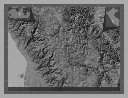 Téléchargez les photos : Huancavelica, region of Peru. Bilevel elevation map with lakes and rivers. Locations of major cities of the region. Corner auxiliary location maps - en image libre de droit