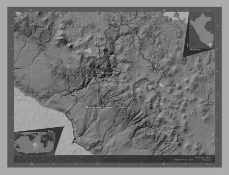 Téléchargez les photos : Moquegua, region of Peru. Bilevel elevation map with lakes and rivers. Locations and names of major cities of the region. Corner auxiliary location maps - en image libre de droit