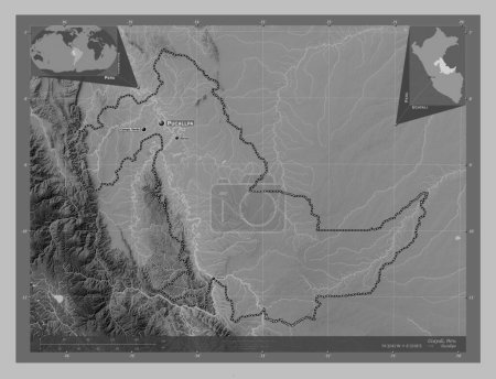 Téléchargez les photos : Ucayali, region of Peru. Grayscale elevation map with lakes and rivers. Locations and names of major cities of the region. Corner auxiliary location maps - en image libre de droit