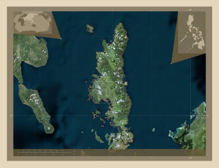 Téléchargez les photos : Dinagat Islands, province of Philippines. High resolution satellite map. Locations of major cities of the region. Corner auxiliary location maps - en image libre de droit