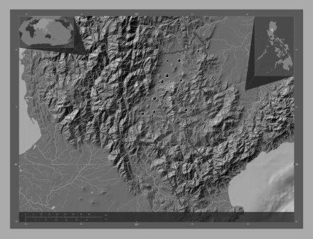 Téléchargez les photos : Nueva Vizcaya, province of Philippines. Bilevel elevation map with lakes and rivers. Locations of major cities of the region. Corner auxiliary location maps - en image libre de droit