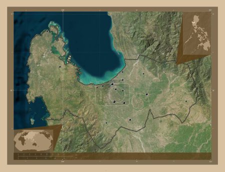 Foto de Pangasinan, province of Philippines. Low resolution satellite map. Locations of major cities of the region. Corner auxiliary location maps - Imagen libre de derechos