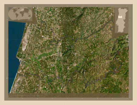 Foto de Coimbra, district of Portugal. High resolution satellite map. Locations of major cities of the region. Corner auxiliary location maps - Imagen libre de derechos