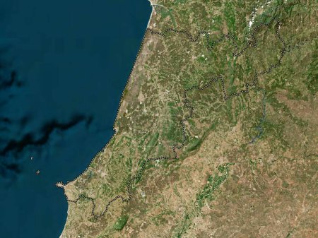 Téléchargez les photos : Leiria, district of Portugal. Low resolution satellite map - en image libre de droit