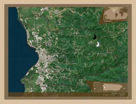 Foto de Mayaguez, municipality of Puerto Rico. Low resolution satellite map. Locations and names of major cities of the region. Corner auxiliary location maps - Imagen libre de derechos
