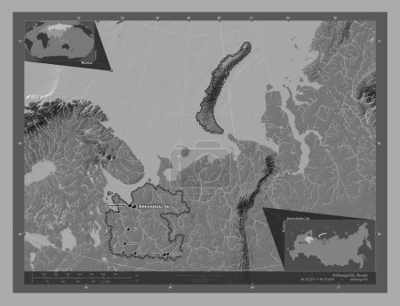 Téléchargez les photos : Arkhangel'sk, region of Russia. Bilevel elevation map with lakes and rivers. Locations and names of major cities of the region. Corner auxiliary location maps - en image libre de droit