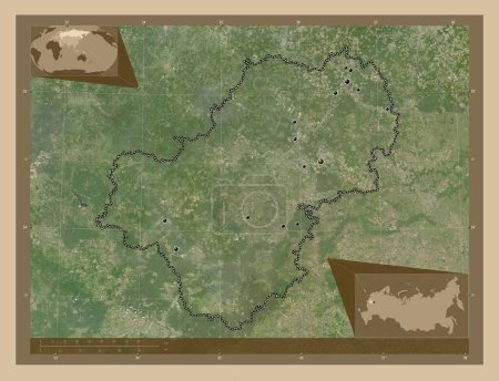 Foto de Kaluga, region of Russia. Low resolution satellite map. Locations of major cities of the region. Corner auxiliary location maps - Imagen libre de derechos