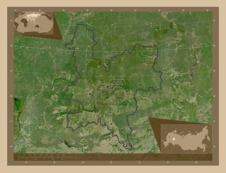 Téléchargez les photos : Kirov, region of Russia. Low resolution satellite map. Locations of major cities of the region. Corner auxiliary location maps - en image libre de droit