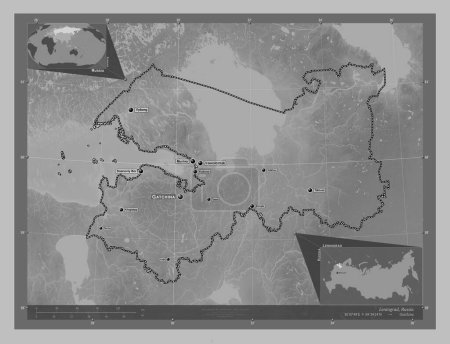 Téléchargez les photos : Leningrad, region of Russia. Grayscale elevation map with lakes and rivers. Locations and names of major cities of the region. Corner auxiliary location maps - en image libre de droit