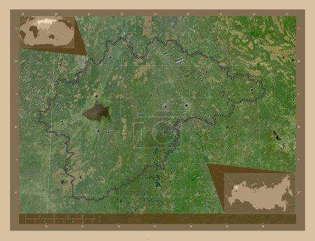 Foto de Novgorod, region of Russia. Low resolution satellite map. Locations of major cities of the region. Corner auxiliary location maps - Imagen libre de derechos