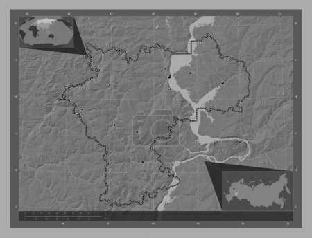 Téléchargez les photos : Ul'yanovsk, region of Russia. Bilevel elevation map with lakes and rivers. Locations of major cities of the region. Corner auxiliary location maps - en image libre de droit