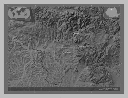 Téléchargez les photos : Bistrita-Nasaud, county of Romania. Grayscale elevation map with lakes and rivers. Locations and names of major cities of the region. Corner auxiliary location maps - en image libre de droit