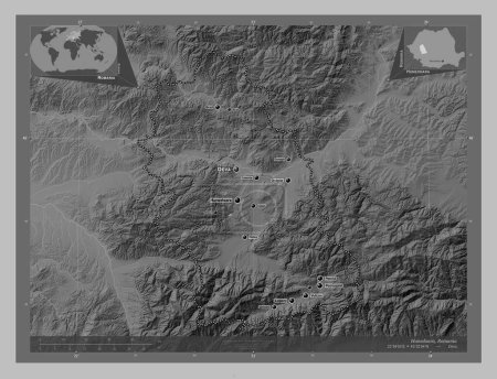 Téléchargez les photos : Hunedoara, county of Romania. Grayscale elevation map with lakes and rivers. Locations and names of major cities of the region. Corner auxiliary location maps - en image libre de droit