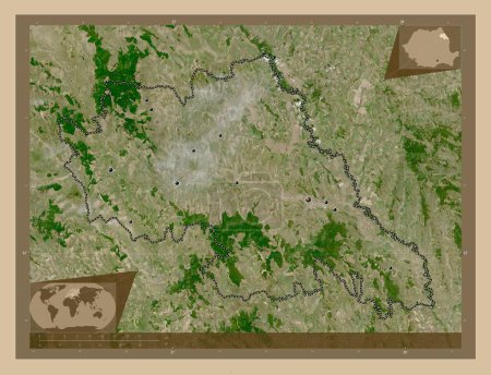 Téléchargez les photos : Iasi, county of Romania. Low resolution satellite map. Locations of major cities of the region. Corner auxiliary location maps - en image libre de droit