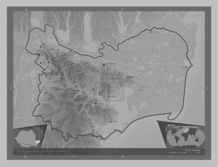 Téléchargez les photos : Tulcea, county of Romania. Grayscale elevation map with lakes and rivers. Locations and names of major cities of the region. Corner auxiliary location maps - en image libre de droit