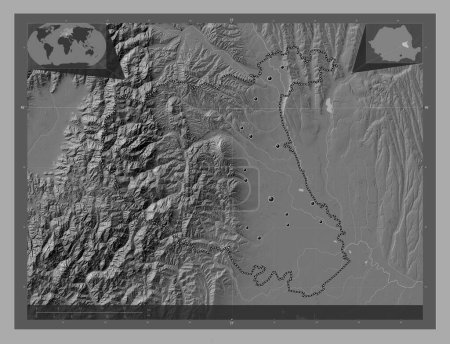 Téléchargez les photos : Vrancea, county of Romania. Bilevel elevation map with lakes and rivers. Locations of major cities of the region. Corner auxiliary location maps - en image libre de droit