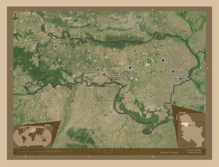 Foto de Sremski, distrito de Serbia. Mapa satelital de baja resolución. Ubicaciones y nombres de las principales ciudades de la región. Mapas de ubicación auxiliares de esquina - Imagen libre de derechos