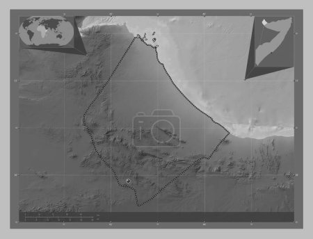 Téléchargez les photos : Awdal, région de Somalie. Carte d'altitude en niveaux de gris avec lacs et rivières. Emplacements des grandes villes de la région. Corner cartes de localisation auxiliaires - en image libre de droit