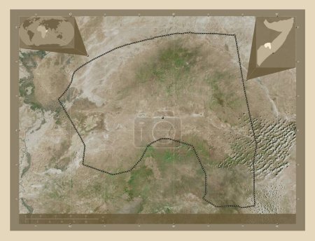 Foto de Bakool, región de Somalia. Mapa satelital de alta resolución. Ubicaciones de las principales ciudades de la región. Mapas de ubicación auxiliares de esquina - Imagen libre de derechos