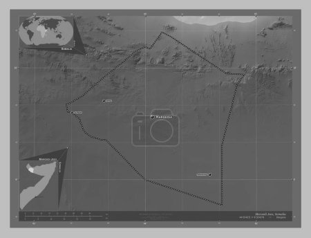 Téléchargez les photos : Maroodi Jeex, region of Somalia. Grayscale elevation map with lakes and rivers. Locations and names of major cities of the region. Corner auxiliary location maps - en image libre de droit