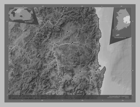 Téléchargez les photos : Gyeongsangbuk-do, province of South Korea. Grayscale elevation map with lakes and rivers. Locations and names of major cities of the region. Corner auxiliary location maps - en image libre de droit