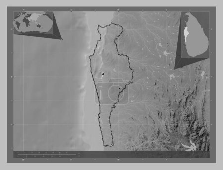 Téléchargez les photos : Puttalam, district of Sri Lanka. Grayscale elevation map with lakes and rivers. Locations of major cities of the region. Corner auxiliary location maps - en image libre de droit