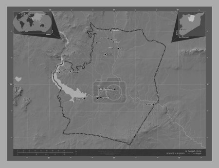 Téléchargez les photos : Ar Raqqah, province of Syria. Bilevel elevation map with lakes and rivers. Locations and names of major cities of the region. Corner auxiliary location maps - en image libre de droit