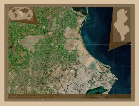 Téléchargez les photos : Ariana, gouvernorat de Tunisie. Carte satellite basse résolution. Emplacements des grandes villes de la région. Corner cartes de localisation auxiliaires - en image libre de droit