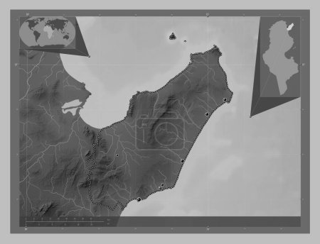 Téléchargez les photos : Nabeul, gouvernorat de Tunisie. Carte d'altitude en niveaux de gris avec lacs et rivières. Emplacements des grandes villes de la région. Corner cartes de localisation auxiliaires - en image libre de droit