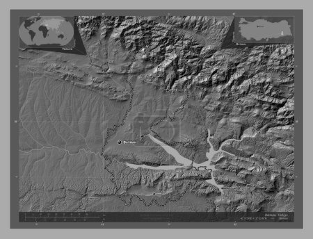 Foto de Batman, provincia de Turkiye. Mapa de elevación de Bilevel con lagos y ríos. Ubicaciones y nombres de las principales ciudades de la región. Mapas de ubicación auxiliares de esquina - Imagen libre de derechos