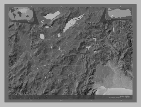 Téléchargez les photos : Burdur, province de Turkiye. Carte d'altitude en niveaux de gris avec lacs et rivières. Emplacements et noms des grandes villes de la région. Corner cartes de localisation auxiliaires - en image libre de droit