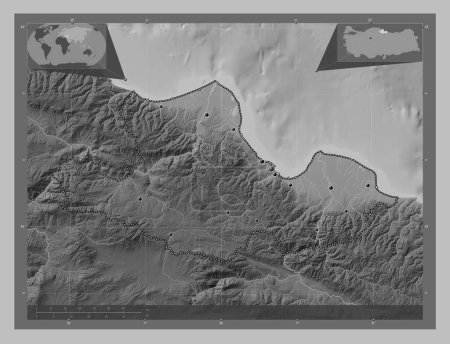 Téléchargez les photos : Samsun, province de Turkiye. Carte d'altitude en niveaux de gris avec lacs et rivières. Emplacements des grandes villes de la région. Corner cartes de localisation auxiliaires - en image libre de droit