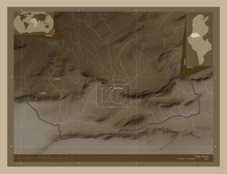 Téléchargez les photos : Gafsa, governorate of Tunisia. Elevation map colored in sepia tones with lakes and rivers. Locations and names of major cities of the region. Corner auxiliary location maps - en image libre de droit