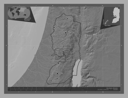 Foto de Cisjordania, región de Palestina. Mapa de elevación de Bilevel con lagos y ríos. Ubicaciones y nombres de las principales ciudades de la región. Mapas de ubicación auxiliares de esquina - Imagen libre de derechos
