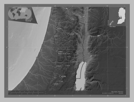 Foto de Cisjordania, región de Palestina. Mapa de elevación a escala de grises con lagos y ríos. Ubicaciones y nombres de las principales ciudades de la región. Mapas de ubicación auxiliares de esquina - Imagen libre de derechos