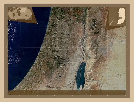 Téléchargez les photos : Cisjordanie, région de Palestine. Carte satellite basse résolution. Emplacements des grandes villes de la région. Corner cartes de localisation auxiliaires - en image libre de droit
